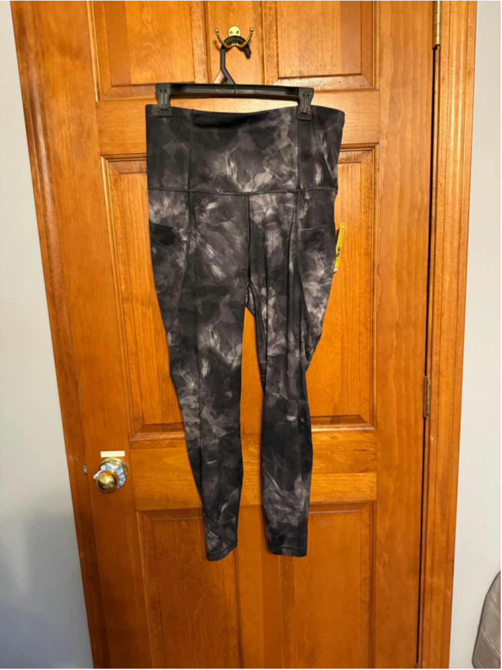 Women's All in Motion Ultra High-Rise 7/8 Leggings XL Black Grey